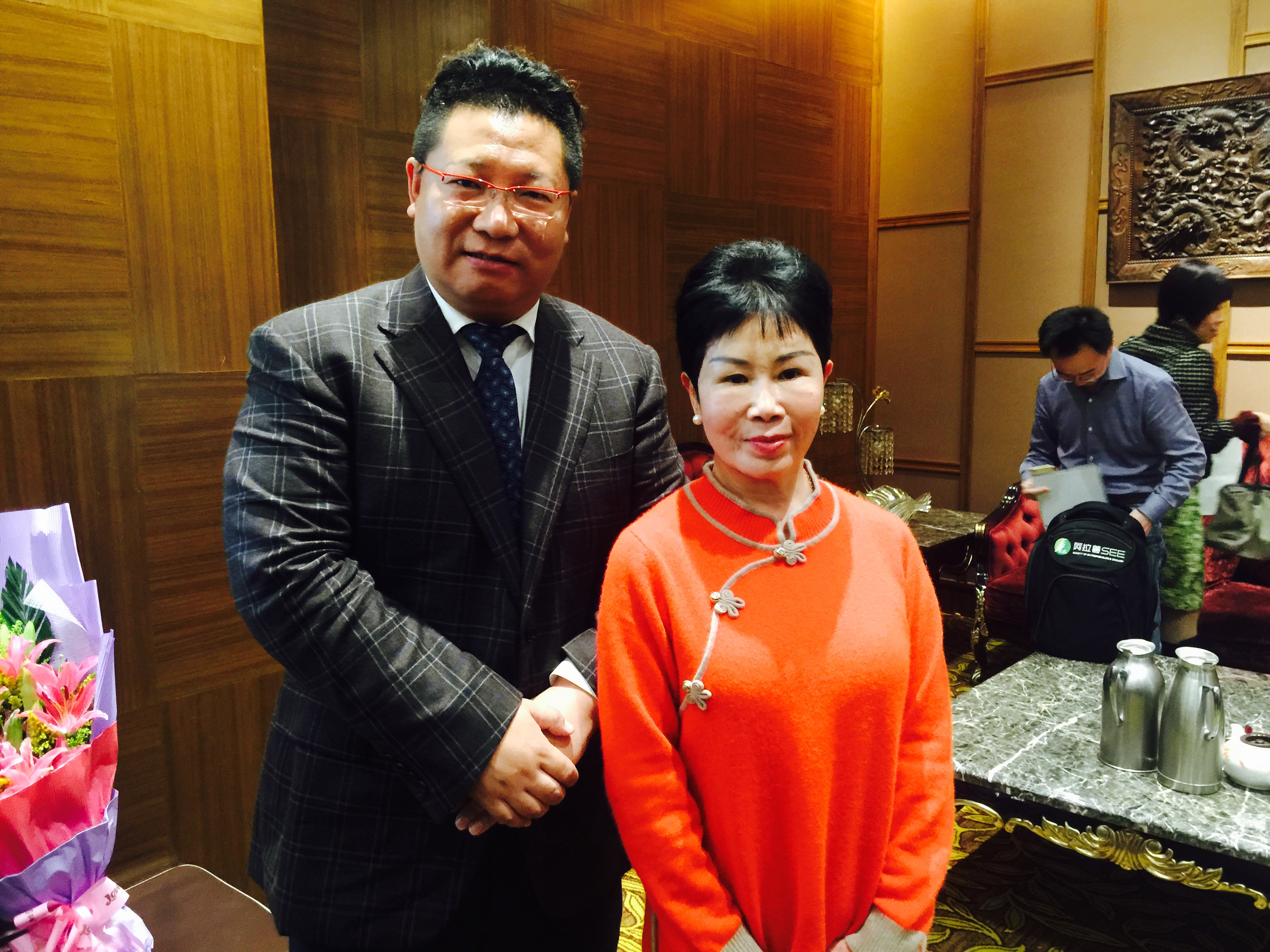 美美钱浅董事长与马娅